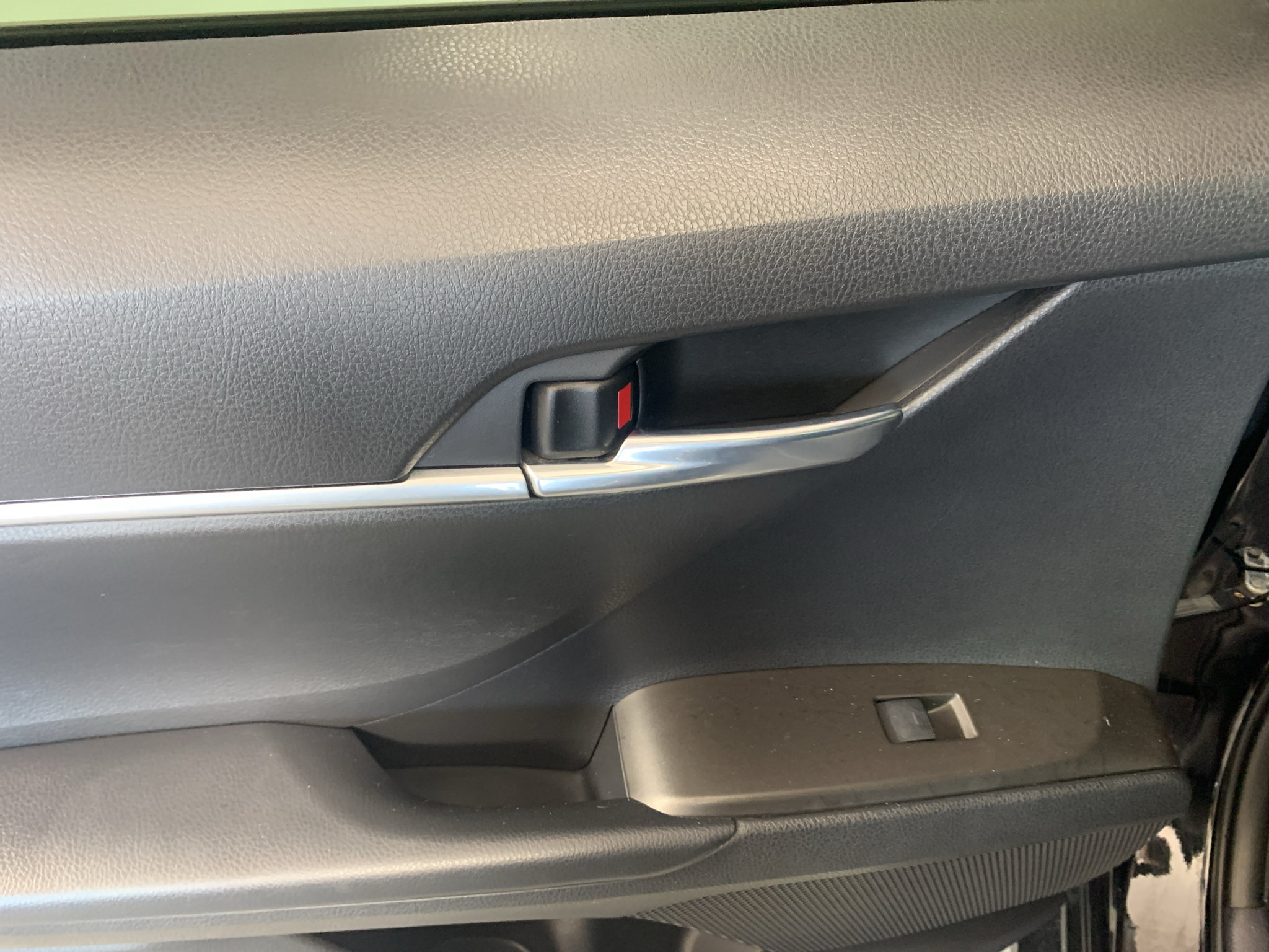Used 2023 Toyota Camry SE FWD image 30