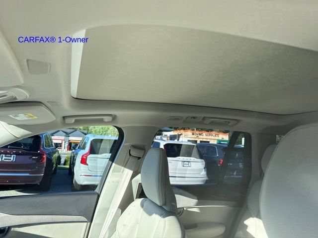 Certified 2025 Volvo XC90 T8 Plus w/ Protection Package AWD/4WD image 17