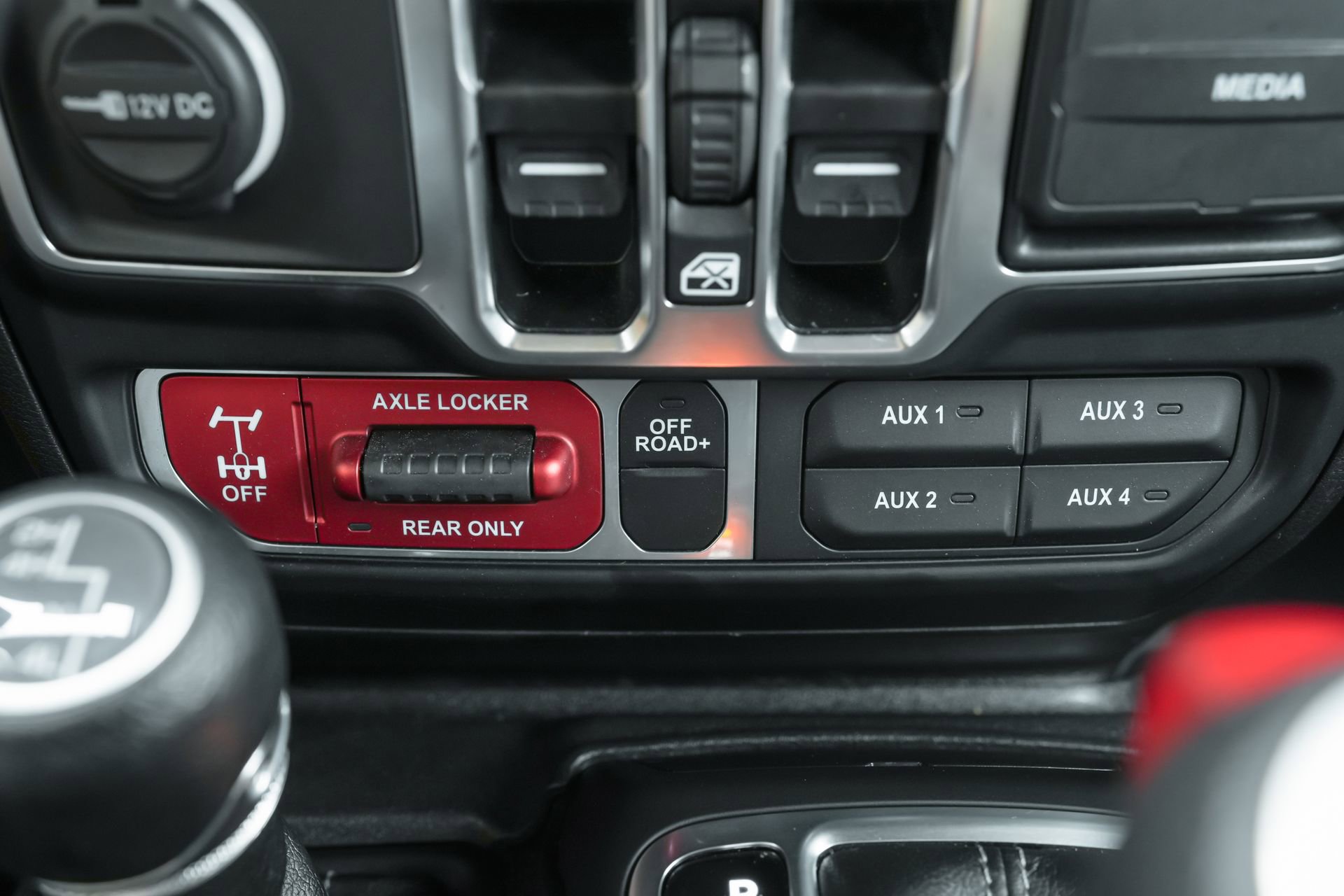 Used 2024 Jeep Wrangler Willys image 16