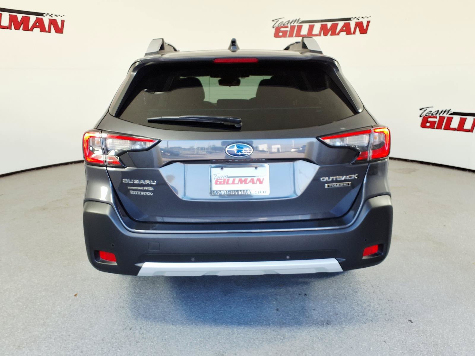 Used 2024 Subaru Outback Touring AWD/4WD image 7