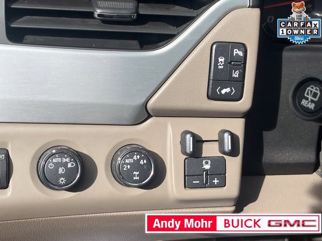 Used 2015 GMC Yukon XL SLT w/ Open Road Package AWD/4WD image 29