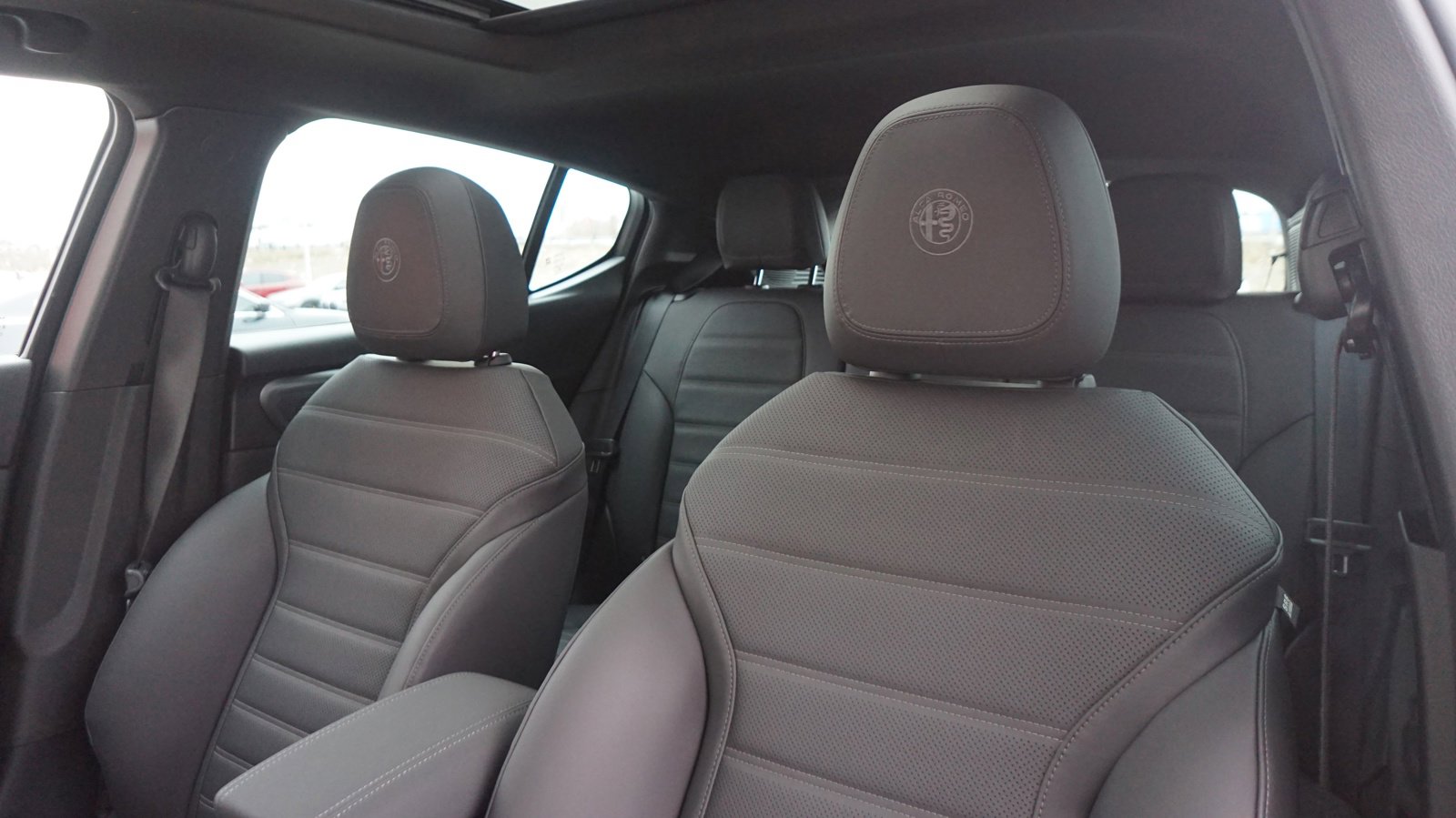 New 2024 Alfa Romeo Tonale Veloce image 17