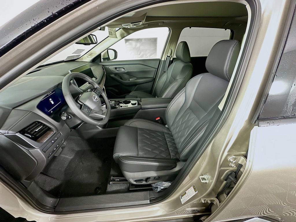 New 2026 Nissan Rogue Platinum image 29