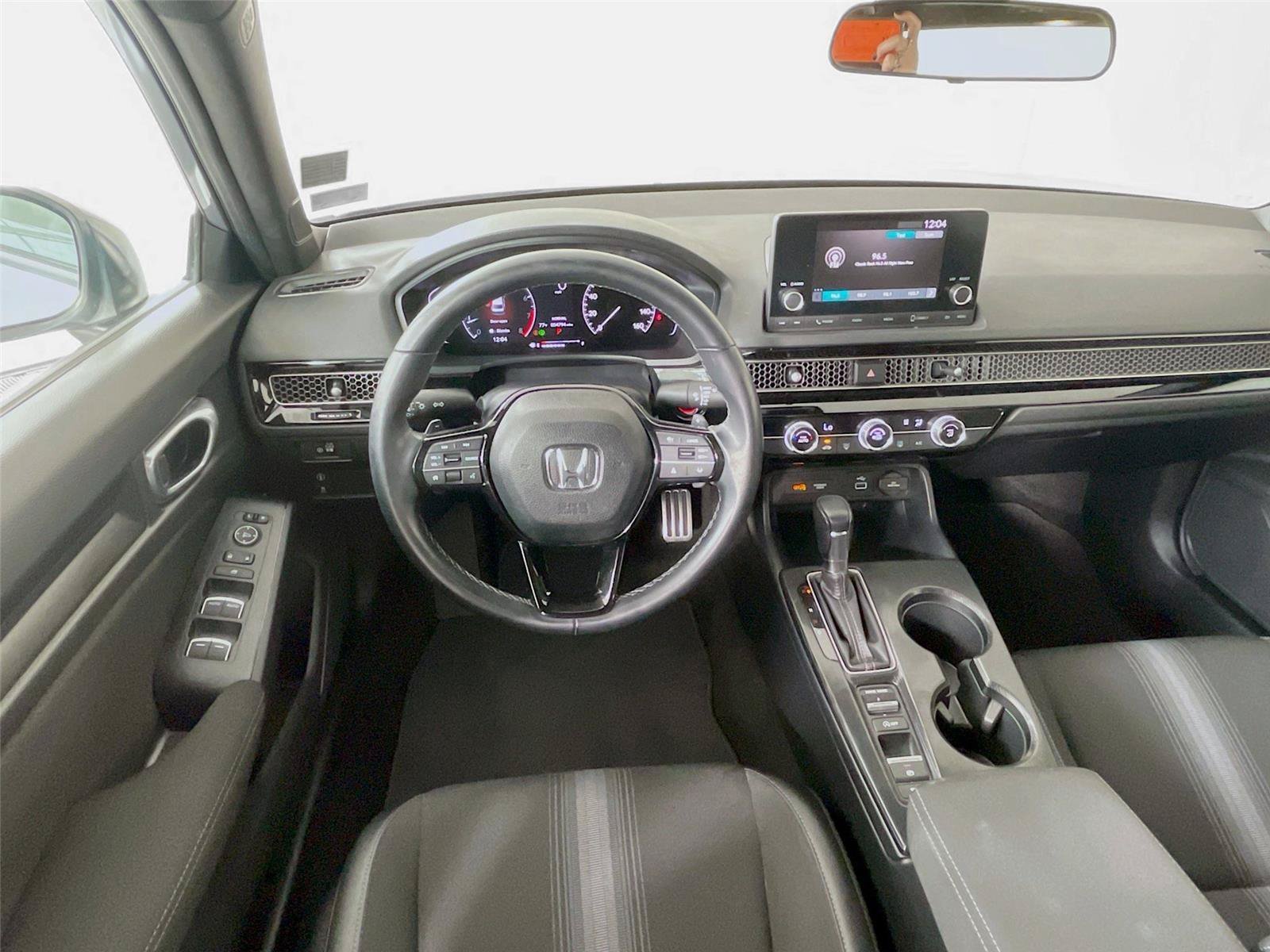 Used 2023 Honda Civic Sport image 26