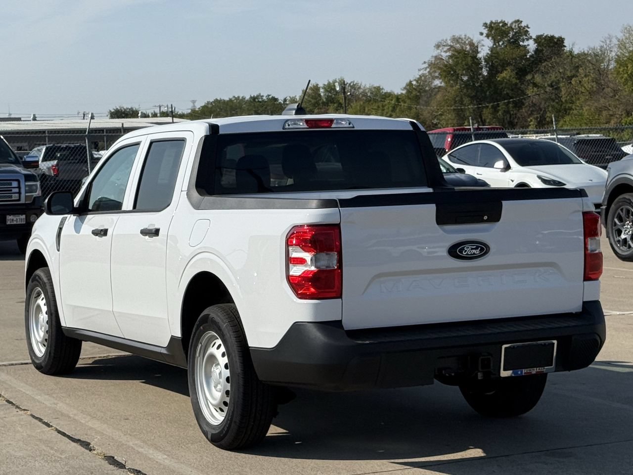 New 2026 Ford Maverick XL FWD image 5