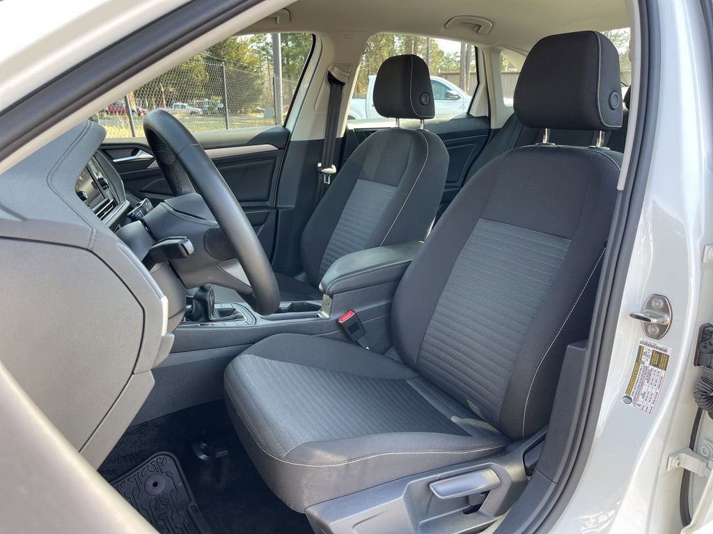 Used 2024 Volkswagen Jetta S image 19