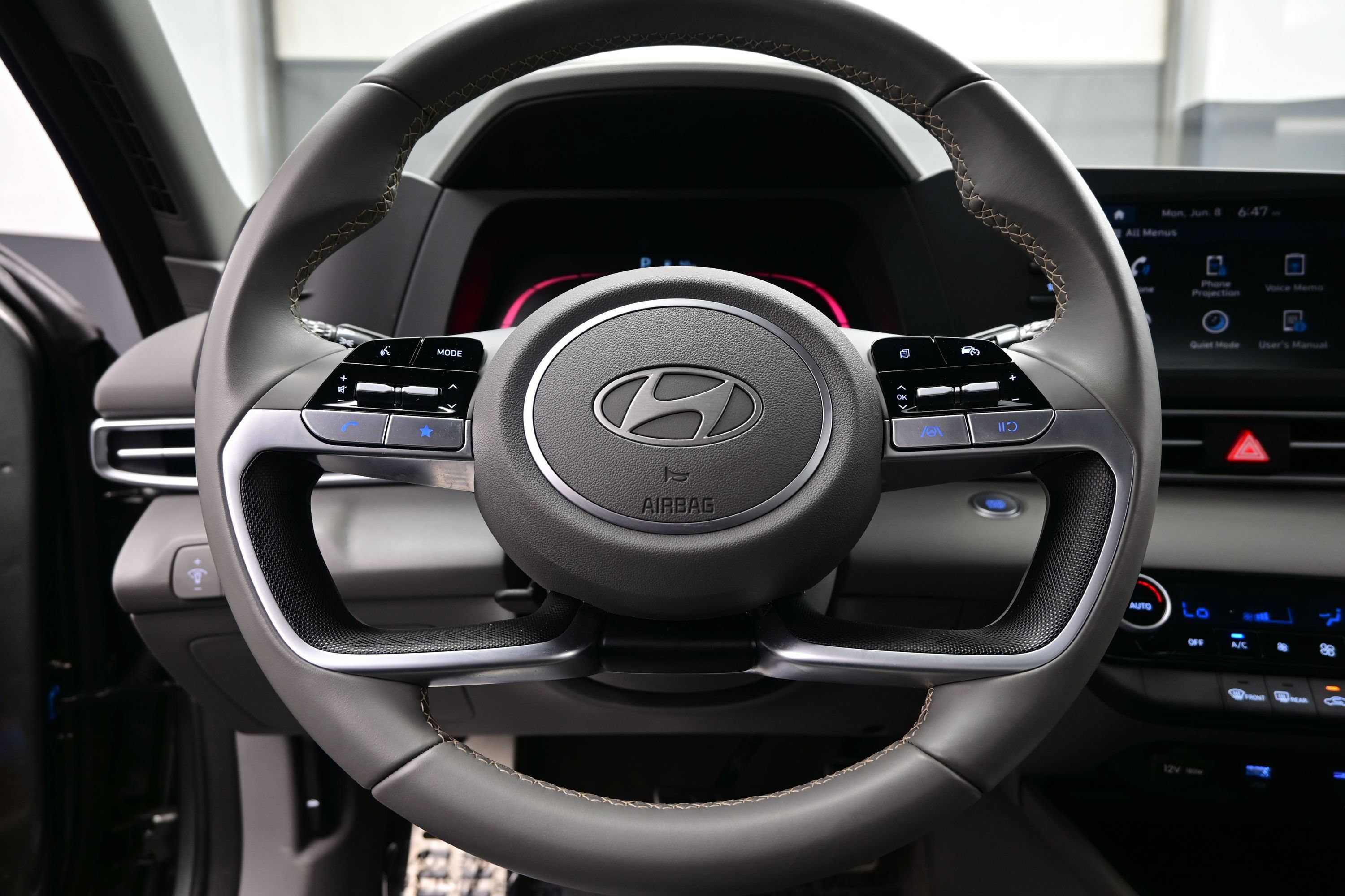 Certified 2025 Hyundai Elantra Sport FWD image 22
