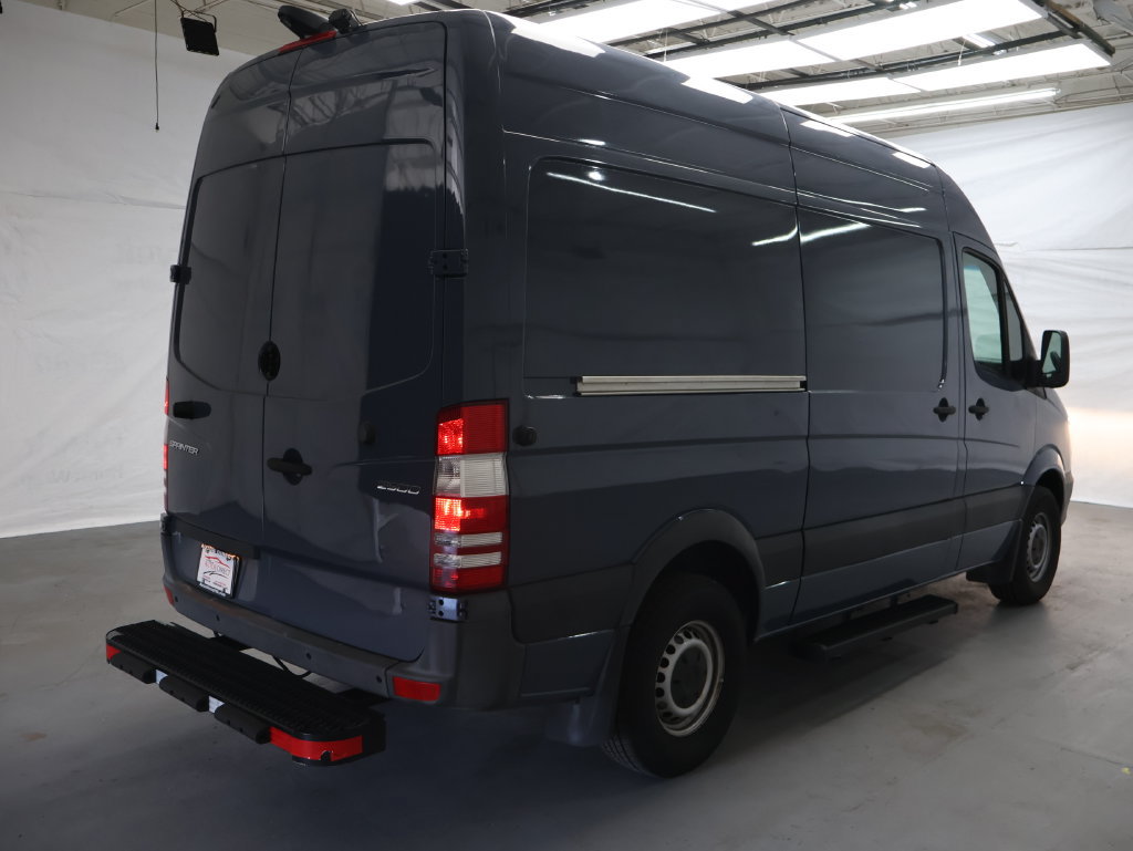 Used 2018 Mercedes-Benz Sprinter 2500 image 7