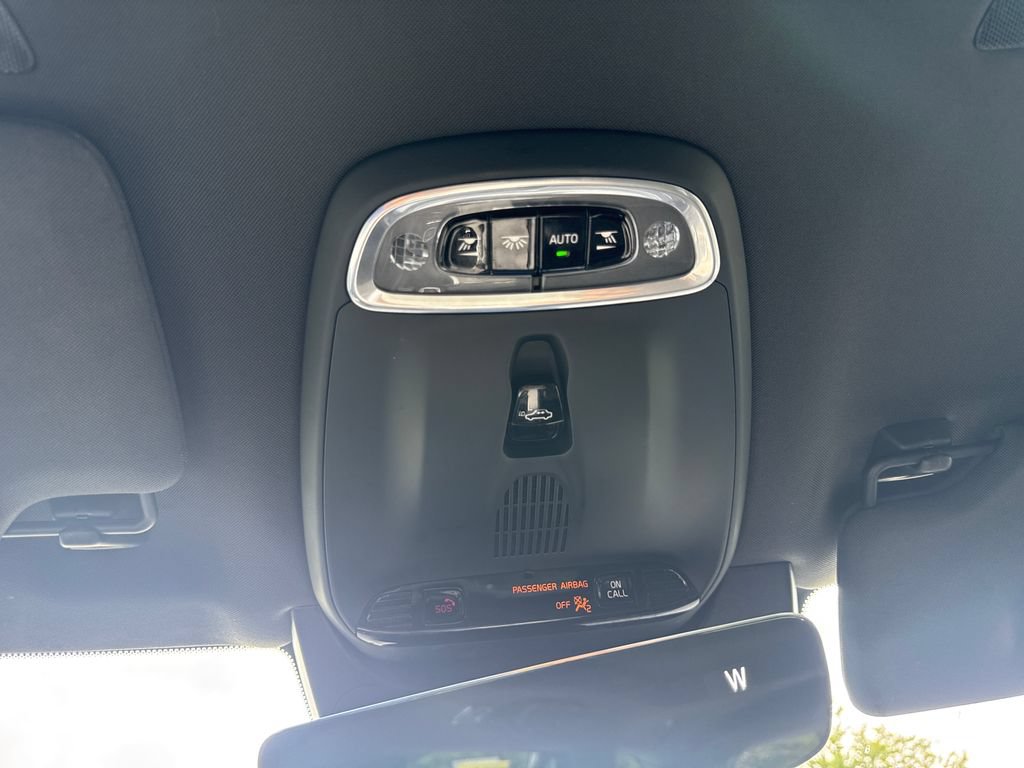 Used 2018 Volvo XC90 T6 R-Design w/ Convenience Package AWD/4WD image 27