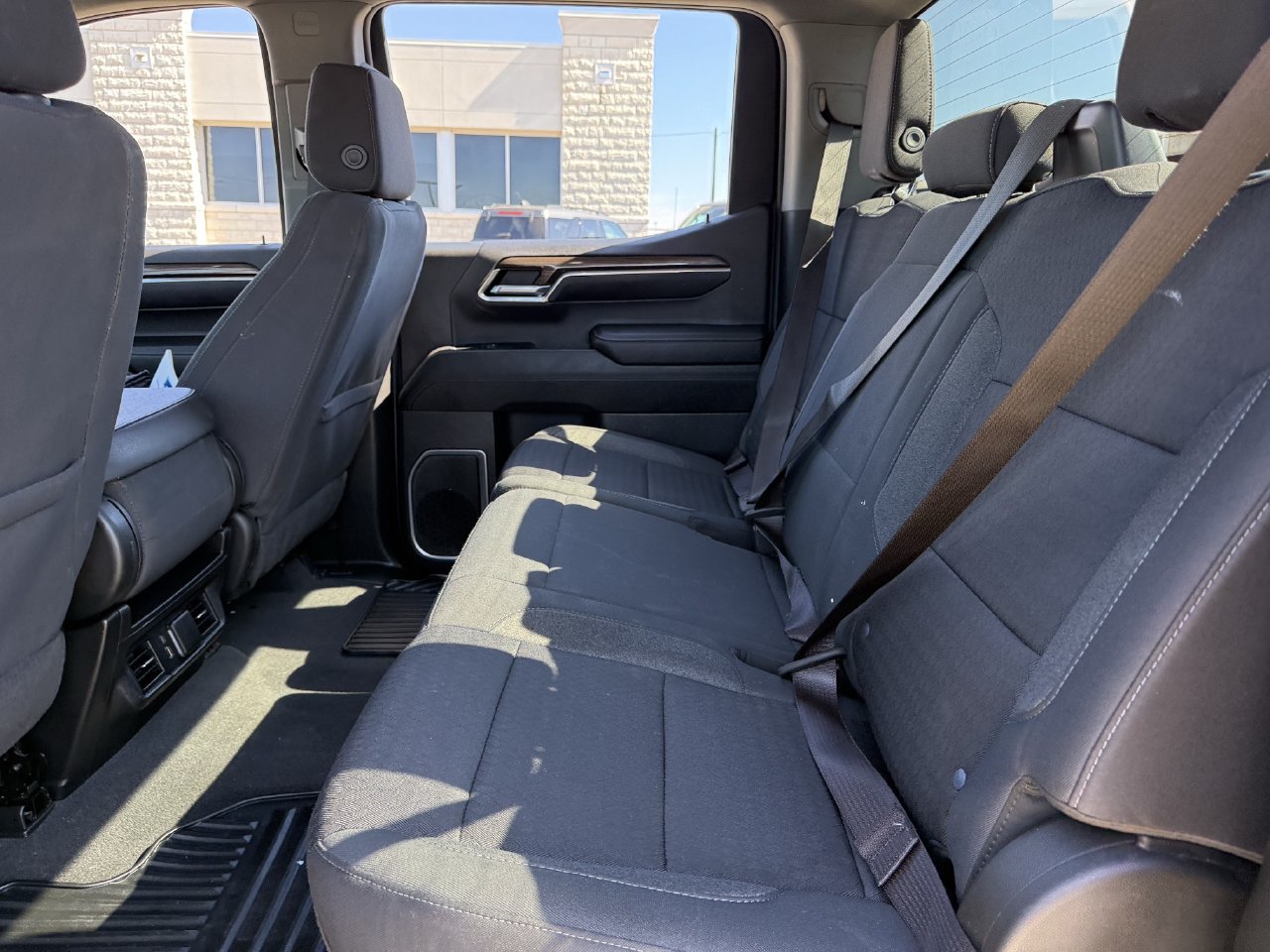Used 2023 Chevrolet Silverado 1500 LT AWD/4WD image 25