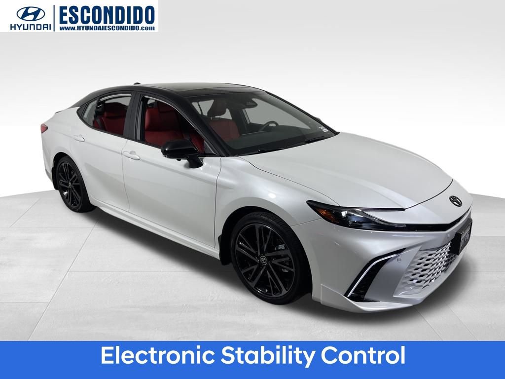 Used 2025 Toyota Camry XSE image 7