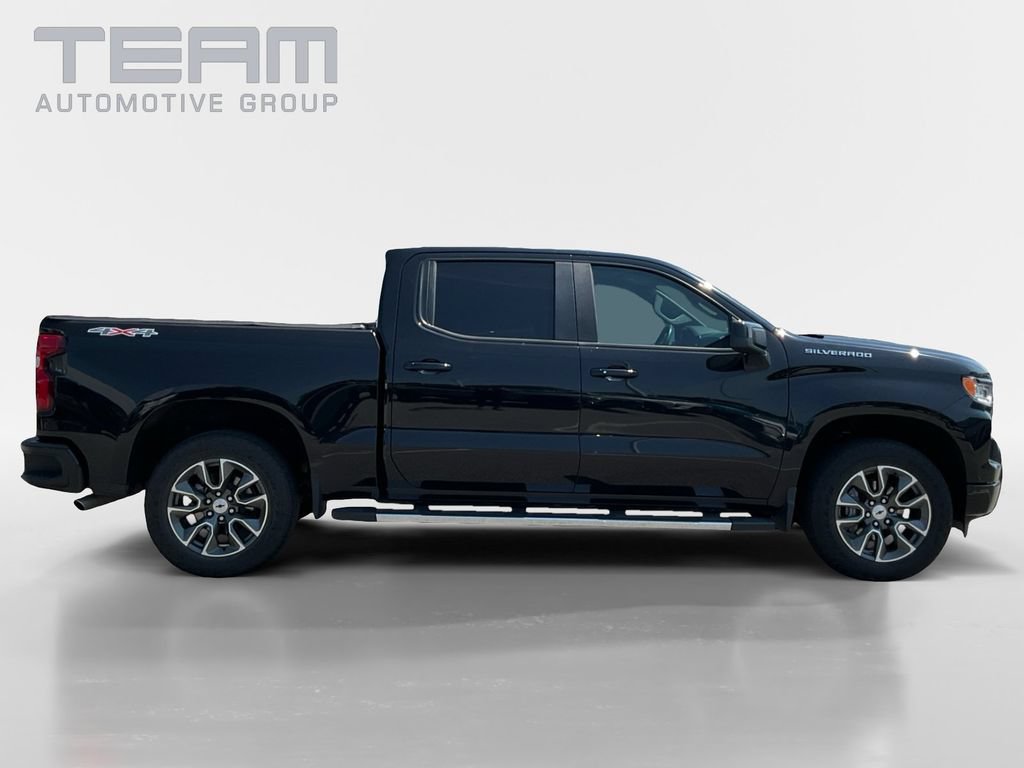 Used 2023 Chevrolet Silverado 1500 RST w/ Protection Package AWD/4WD image 8