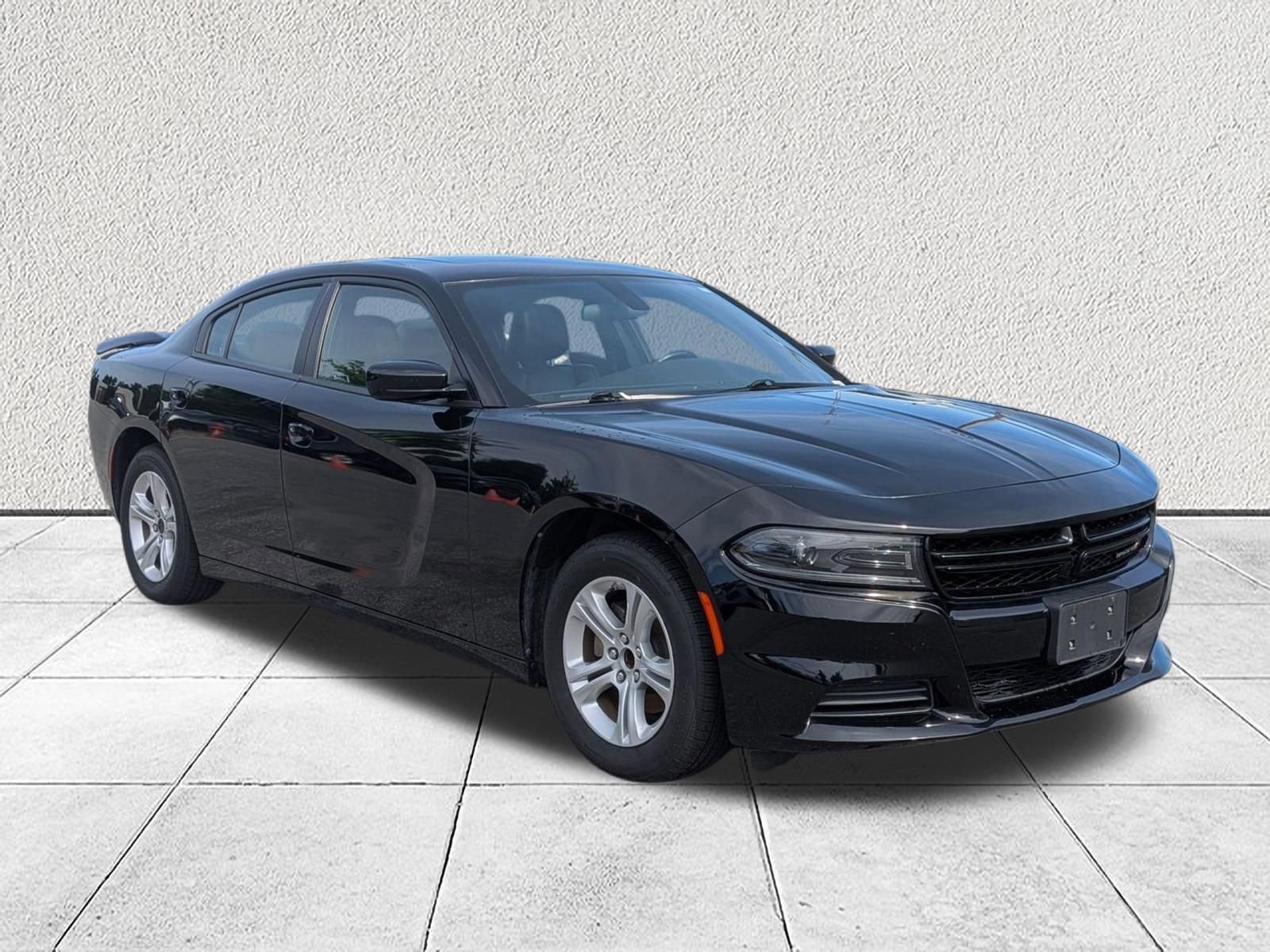 Used 2022 Dodge Charger SXT w/ Leather Interior Group RWD image 1
