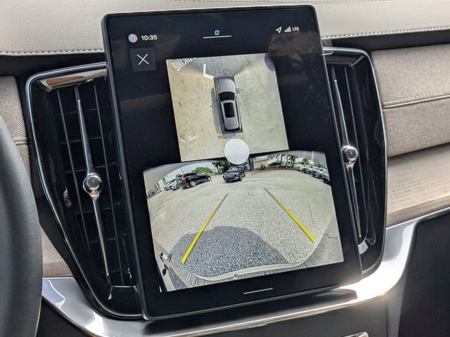 New 2026 Volvo XC90 B6 Plus w/ Protection Package Premier image 24