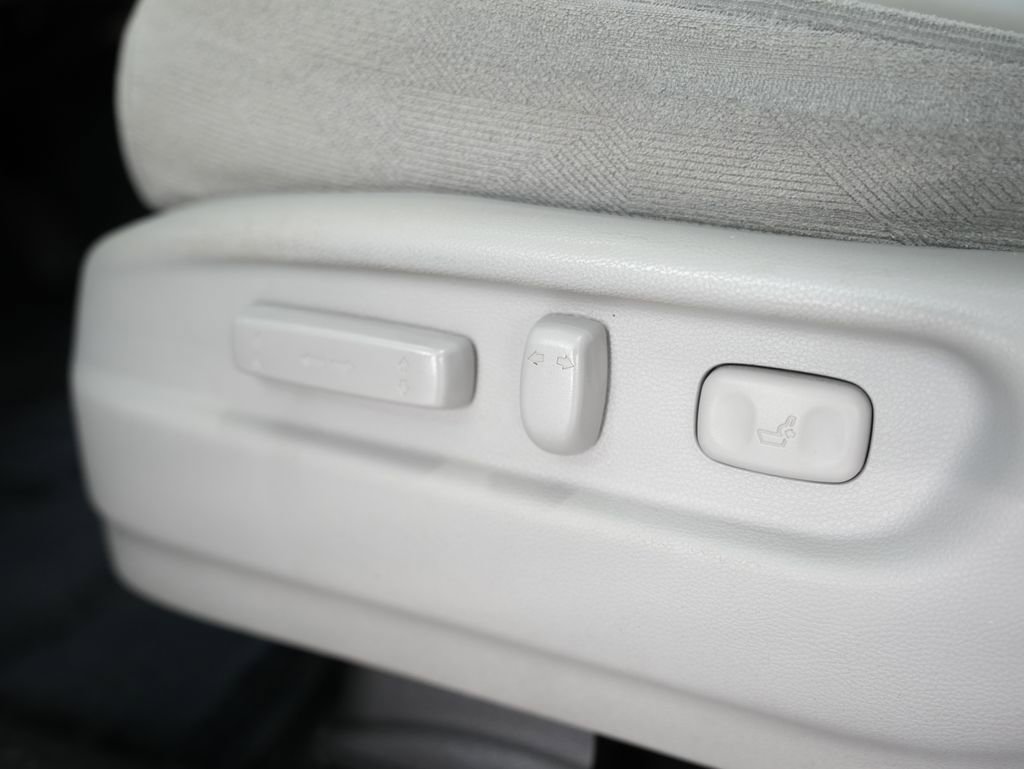 Used 2020 Honda Pilot EX image 45