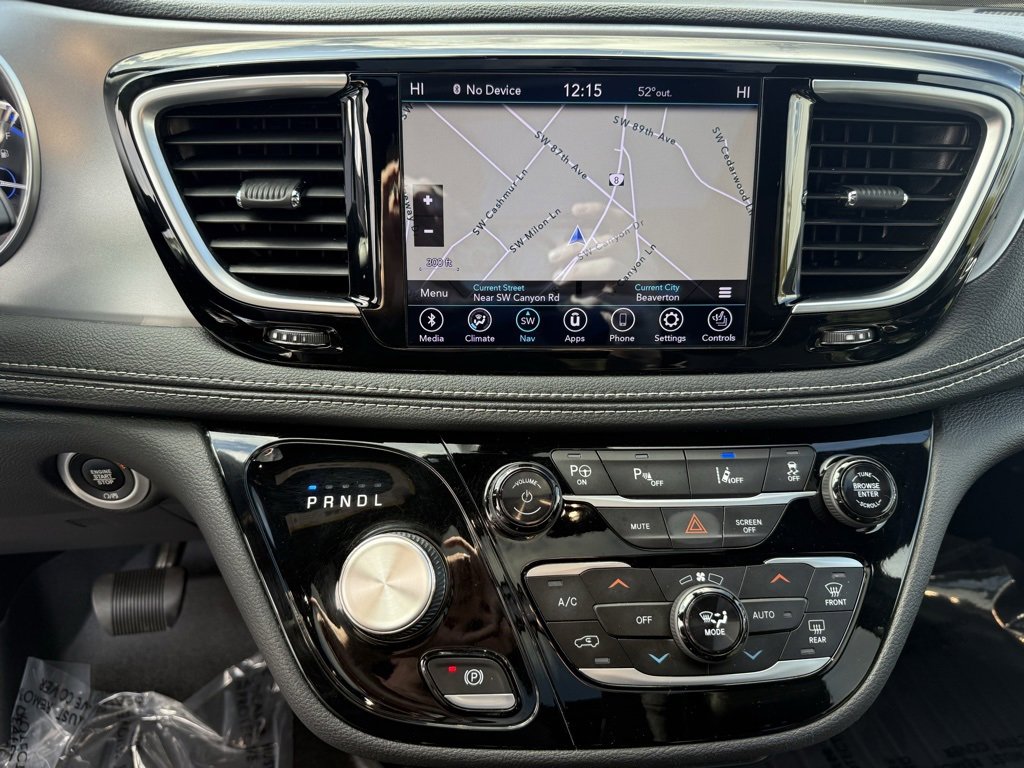 Used 2020 Chrysler Pacifica Limited w/ Advanced Safetytec Group image 28