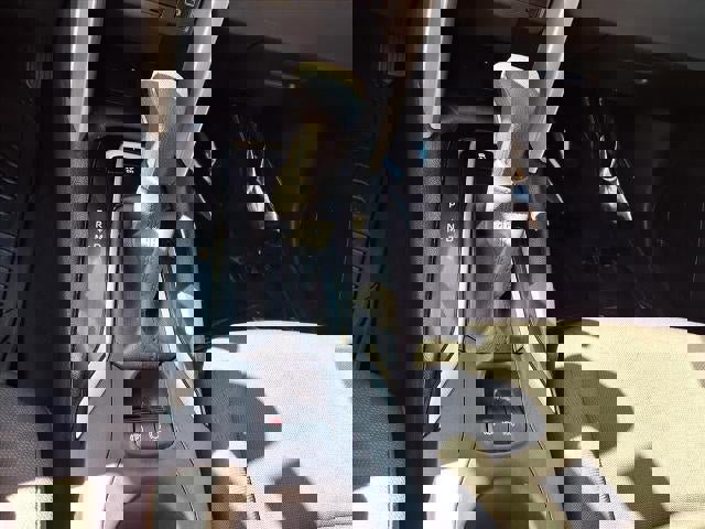 Used 2023 Toyota Corolla Cross LE image 13