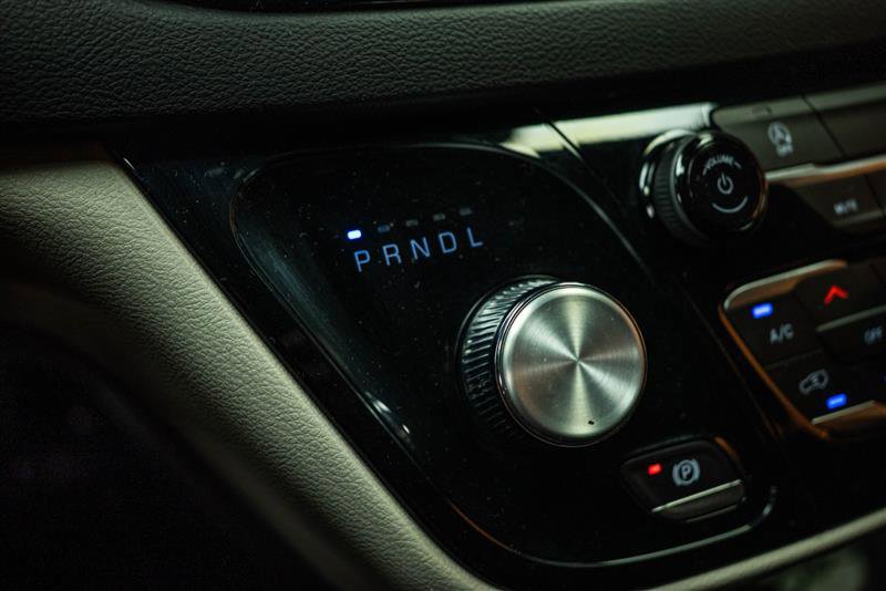 Used 2023 Chrysler Voyager LX image 18