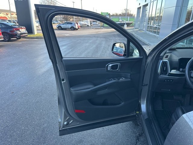 Used 2025 Kia Sorento EX w/ EX Panoramic Sunroof Package image 31