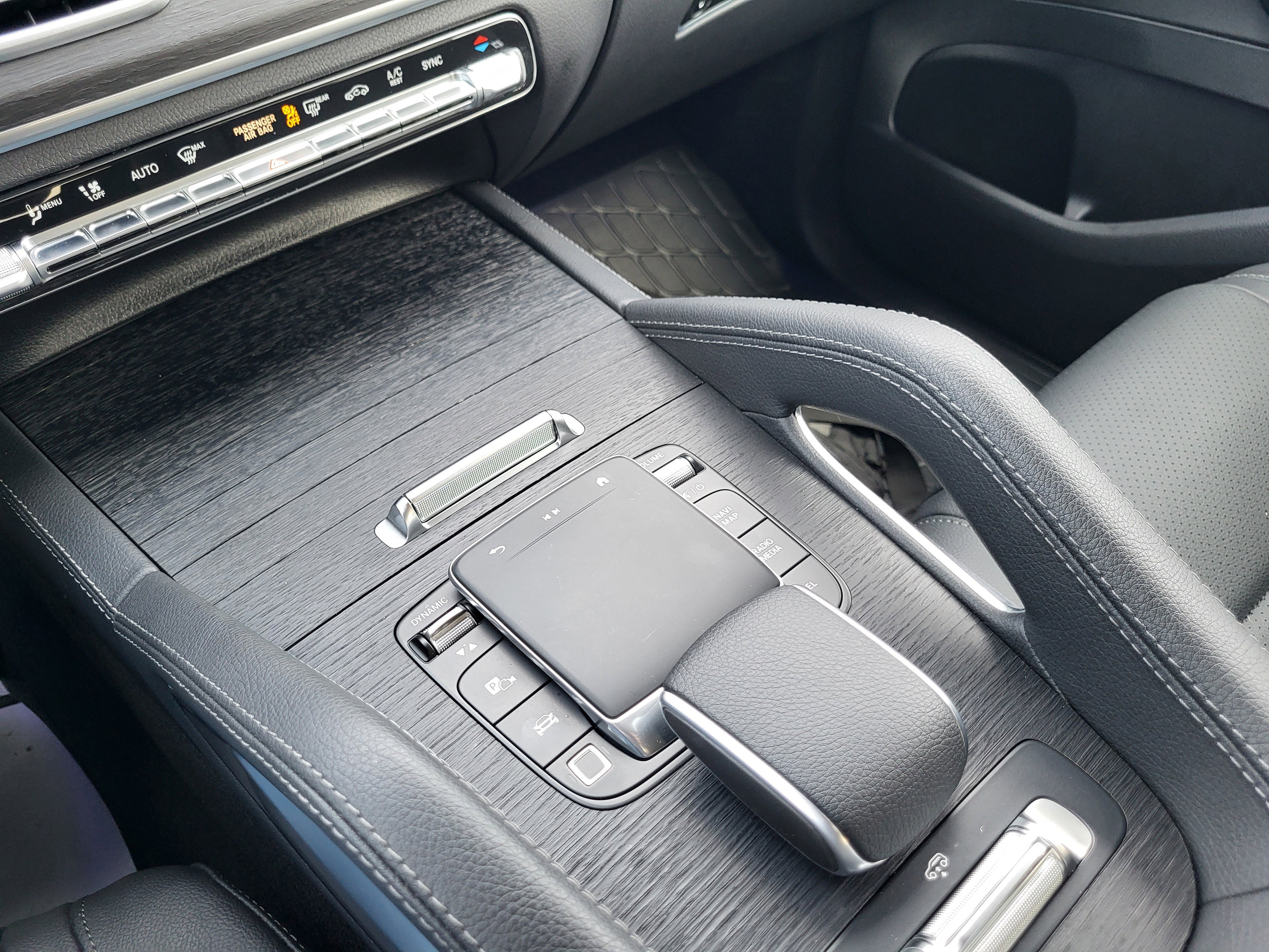 Used 2025 Mercedes-Benz GLS 450 4MATIC image 24