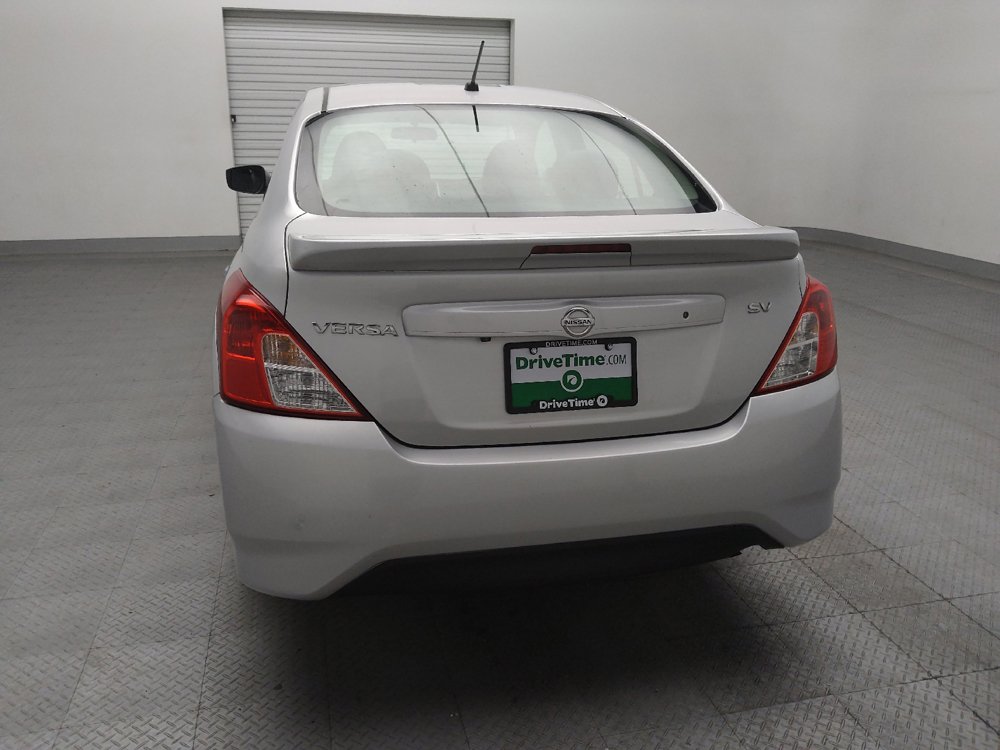 Used 2019 Nissan Versa SV FWD image 6