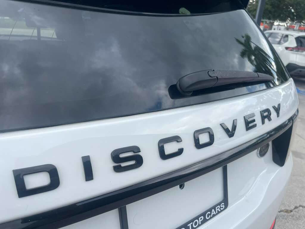 Used 2019 Land Rover Discovery Sport SE image 15