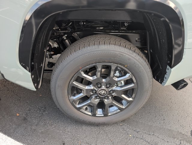New 2026 Toyota Tundra Platinum AWD/4WD image 25