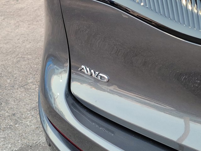 Used 2023 Toyota Crown Limited image 6