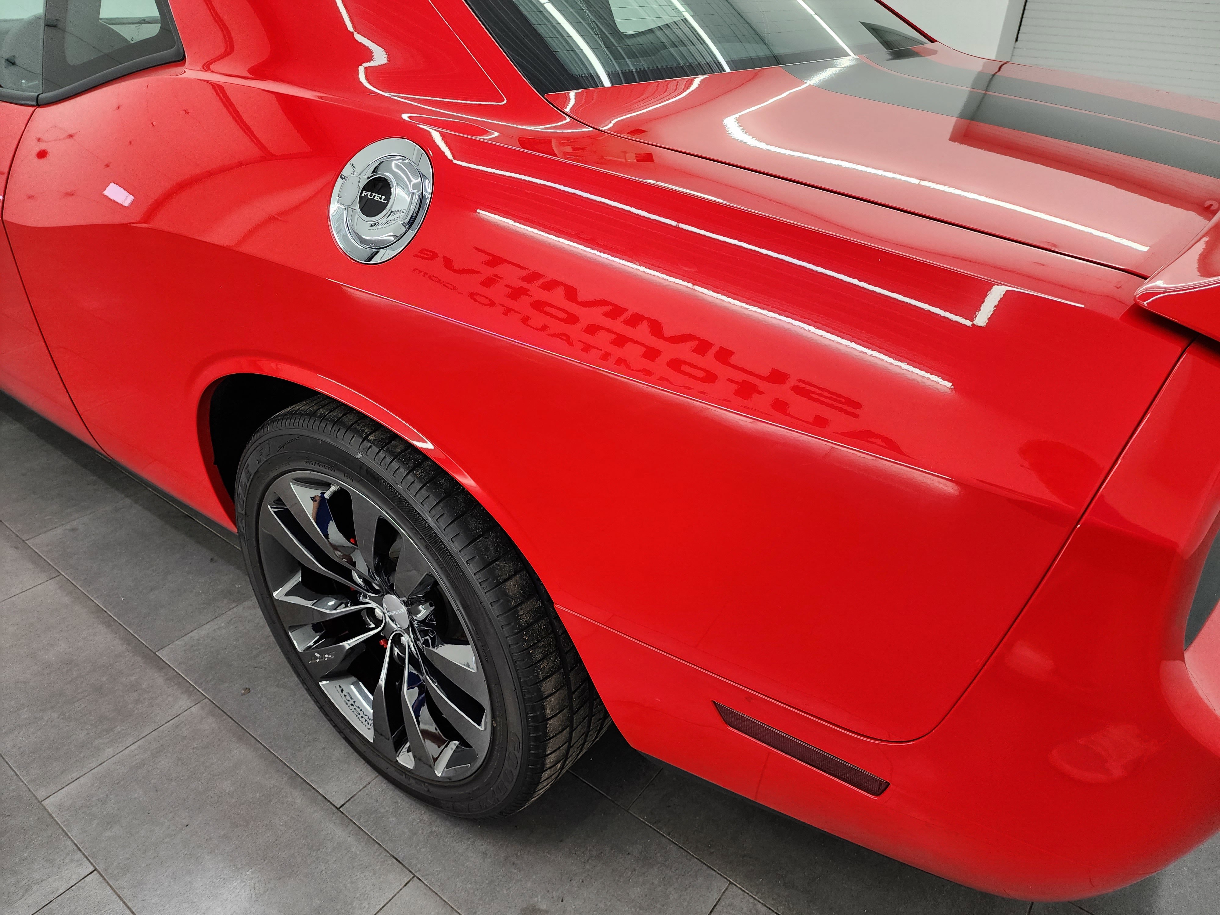 Used 2014 Dodge Challenger SRT8 image 26