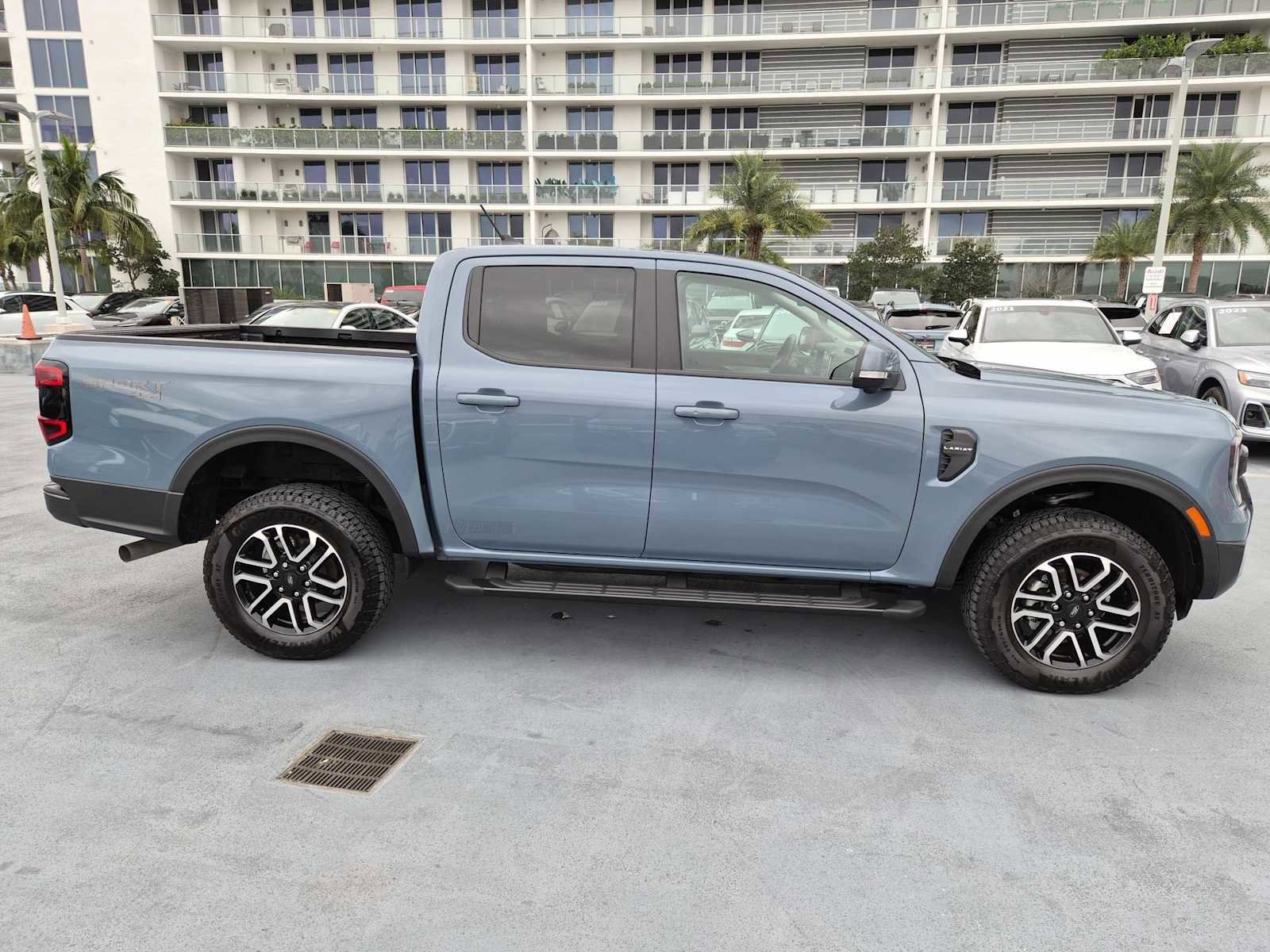 Used 2025 Ford Ranger Lariat w/ Advanced Towing Package image 7