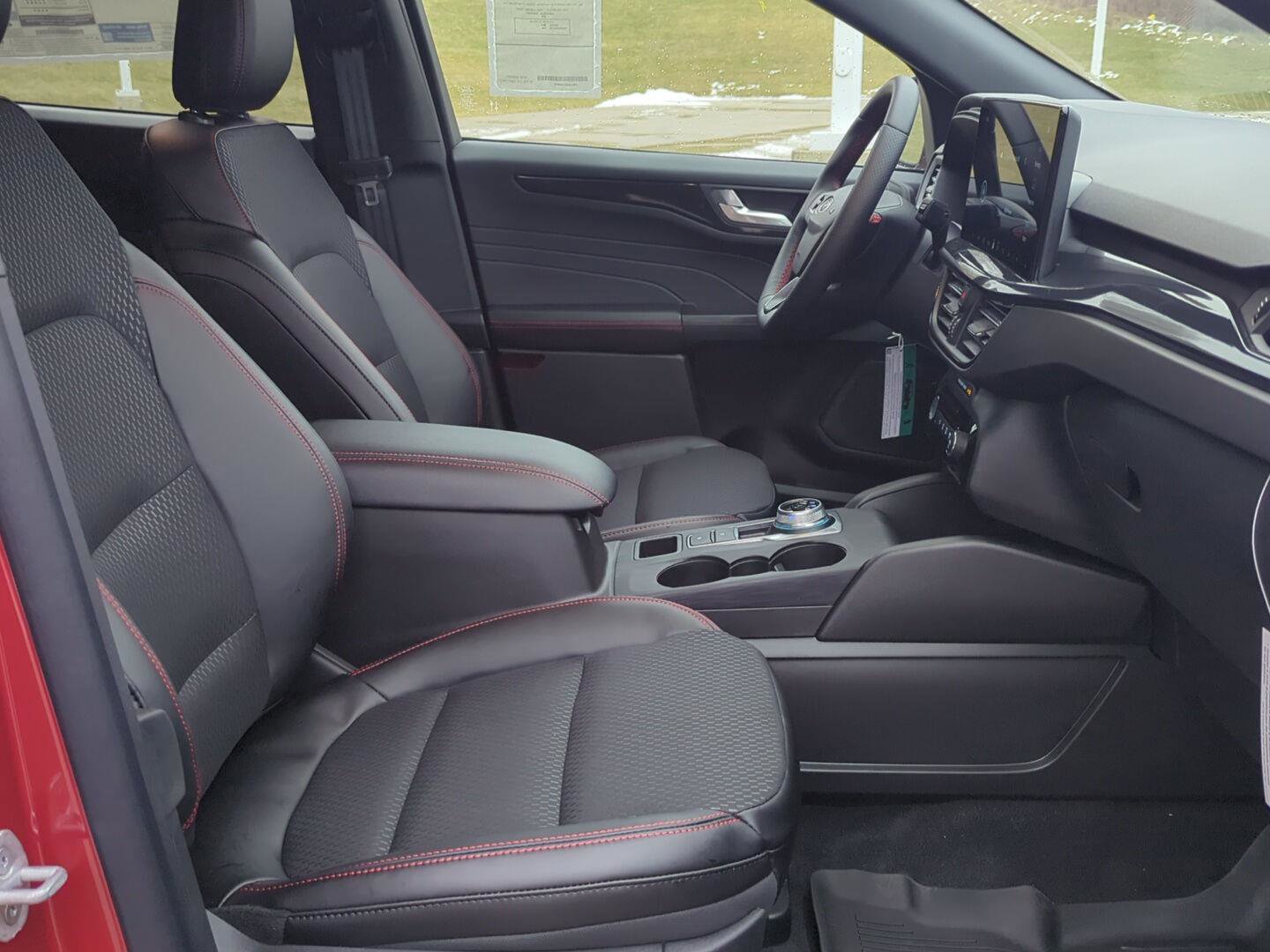 New 2026 Ford Escape ST-Line Select w/ Tech Pack #1 AWD/4WD image 31