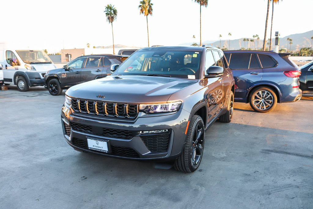 New 2026 Jeep Grand Cherokee Limited AWD/4WD image 4