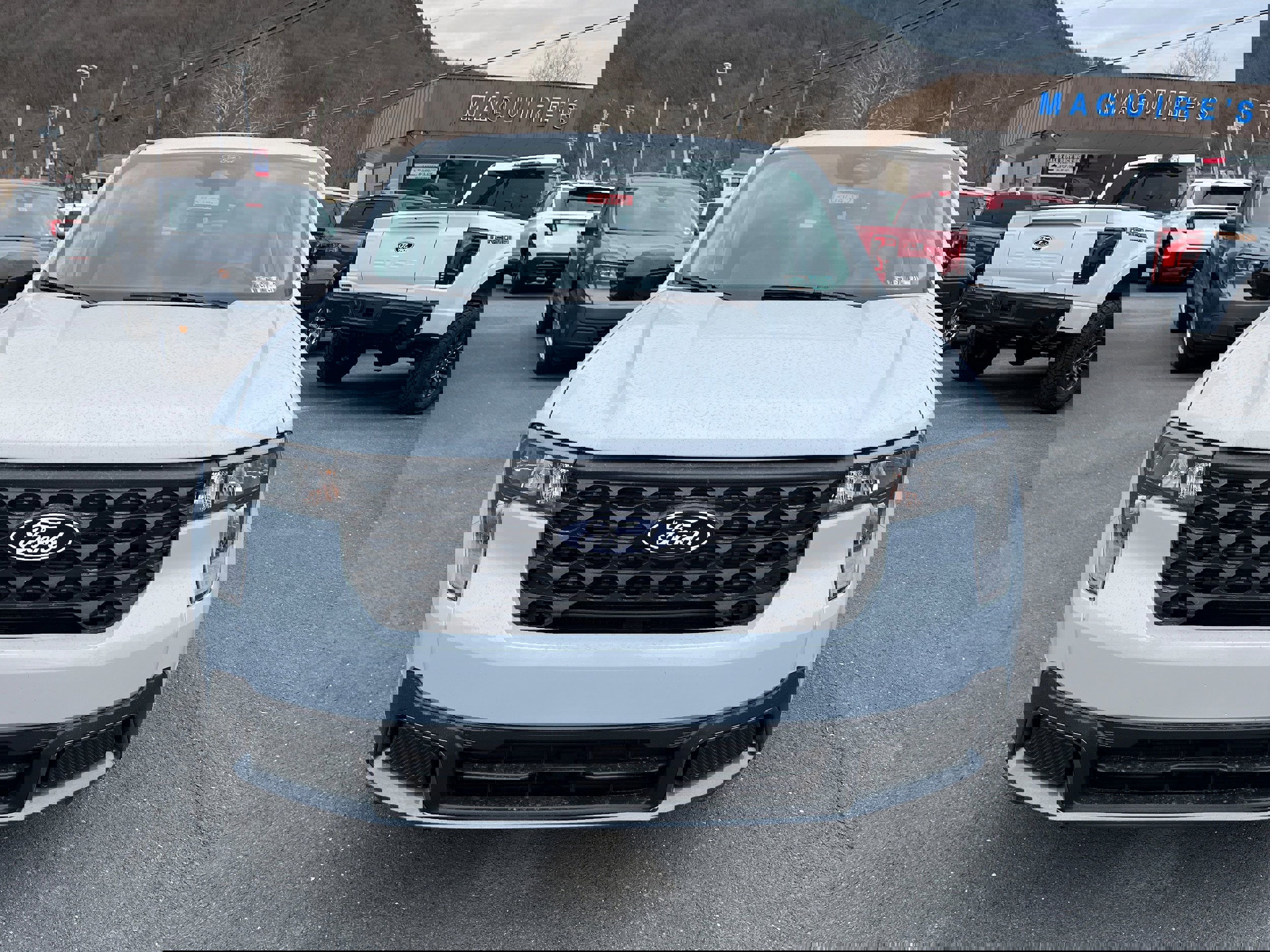 New 2026 Ford Maverick XLT w/ Equipment Group 301A image 9