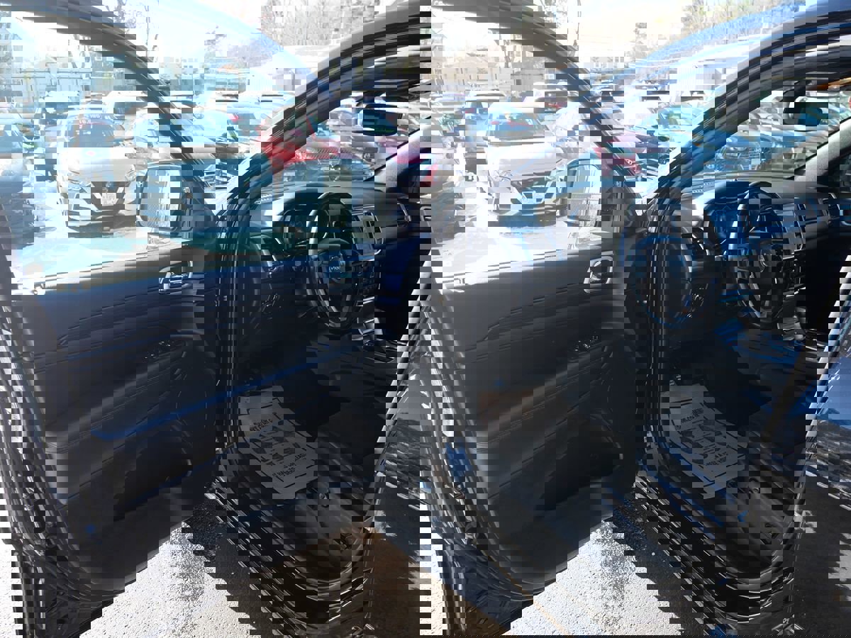 Used 2019 Jeep Grand Cherokee Altitude image 15