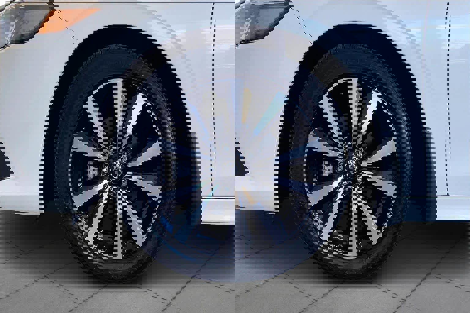 Used 2024 Honda Civic EX image 11