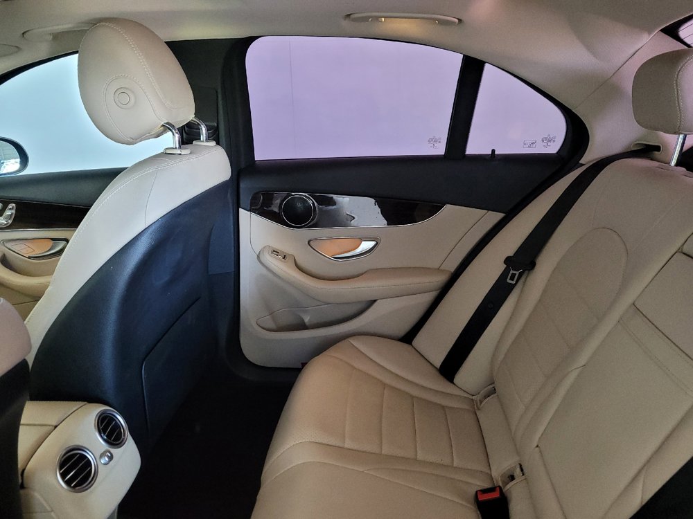 Used 2019 Mercedes-Benz C 300 Sedan image 18