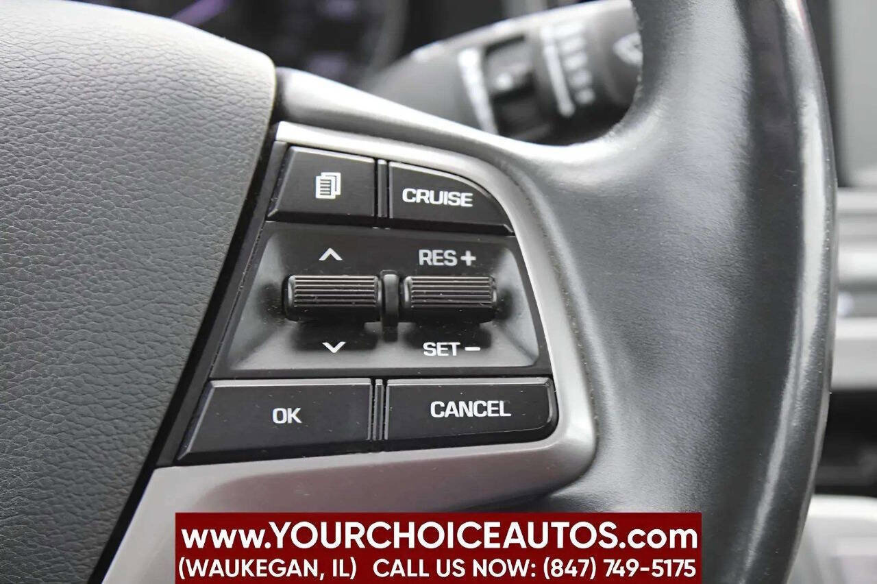 Used 2017 Hyundai Elantra Value Edition image 14