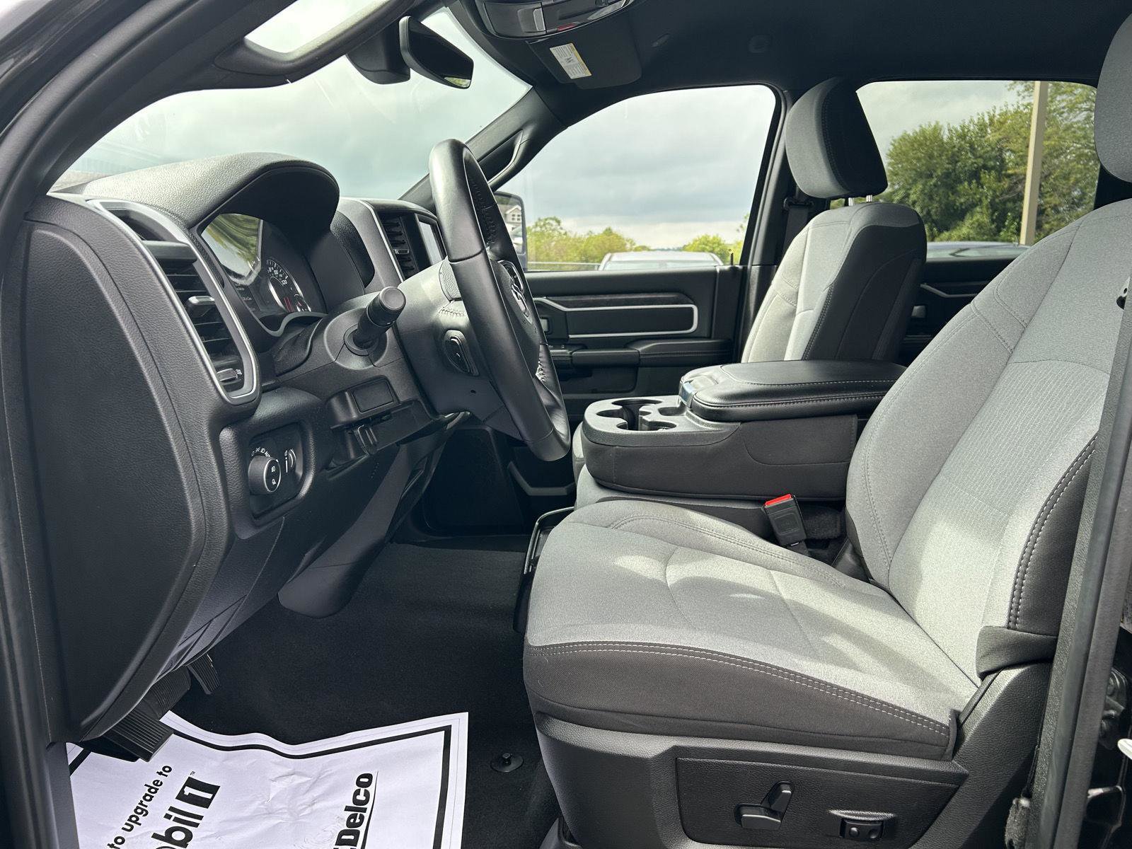 Used 2024 RAM 2500 Big Horn w/ Bed Utility Group image 17