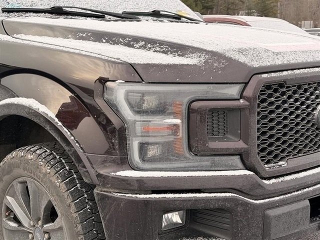 Used 2018 Ford F150 Lariat w/ Equipment Group 502A Luxury image 16