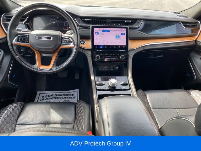 Used 2022 Jeep Grand Cherokee Summit AWD/4WD image 5