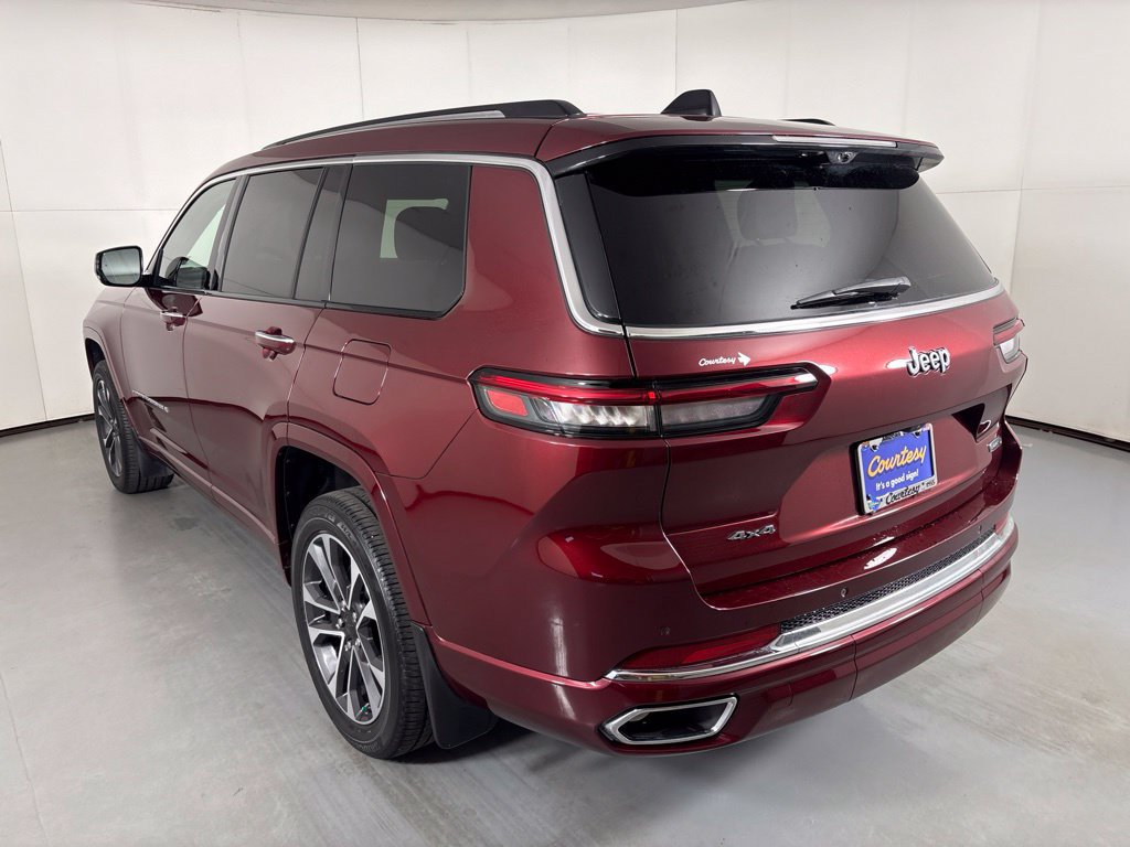 Used 2023 Jeep Grand Cherokee L Overland w/ Luxury Tech Group IV AWD/4WD image 6
