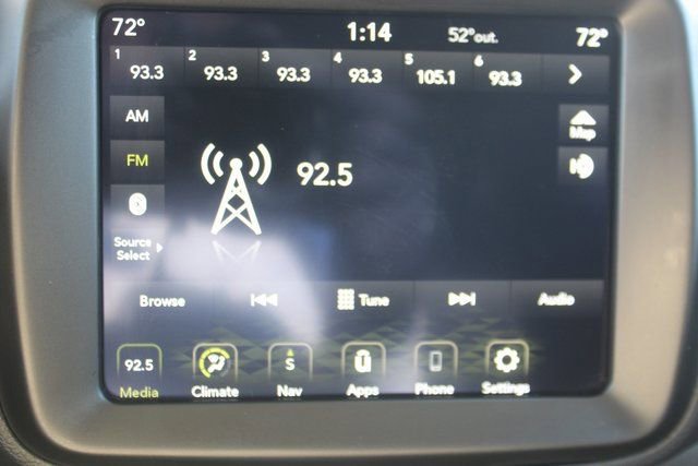 Used 2023 Jeep Renegade Latitude image 17