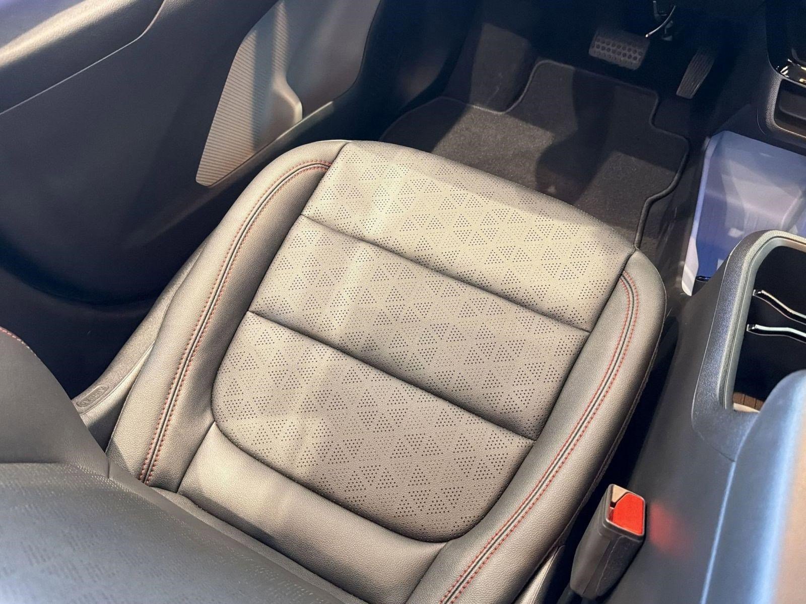 New 2027 Chevrolet Bolt RS image 27