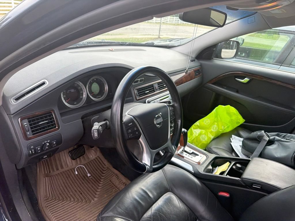 Used 2011 Volvo XC70 T6 AWD/4WD image 9