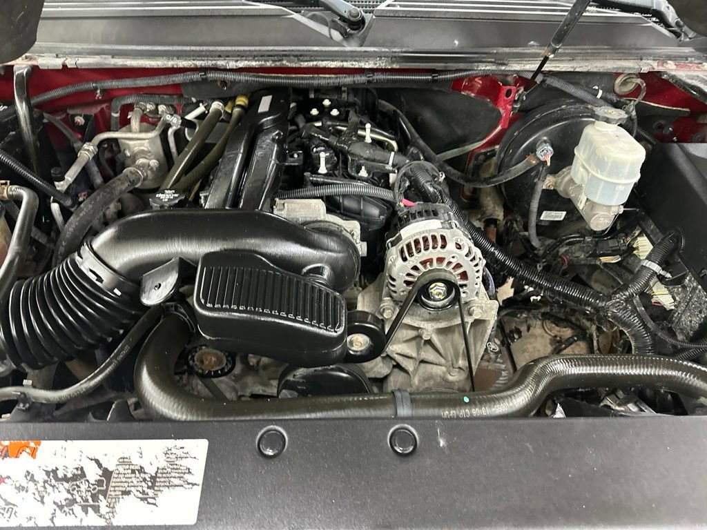 Used 2012 GMC Yukon SLT w/ SLT-2 Equipment Package AWD/4WD image 18
