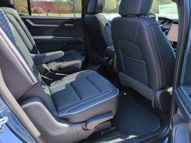 New 2026 GMC Acadia Denali w/ Super Cruise Package image 23