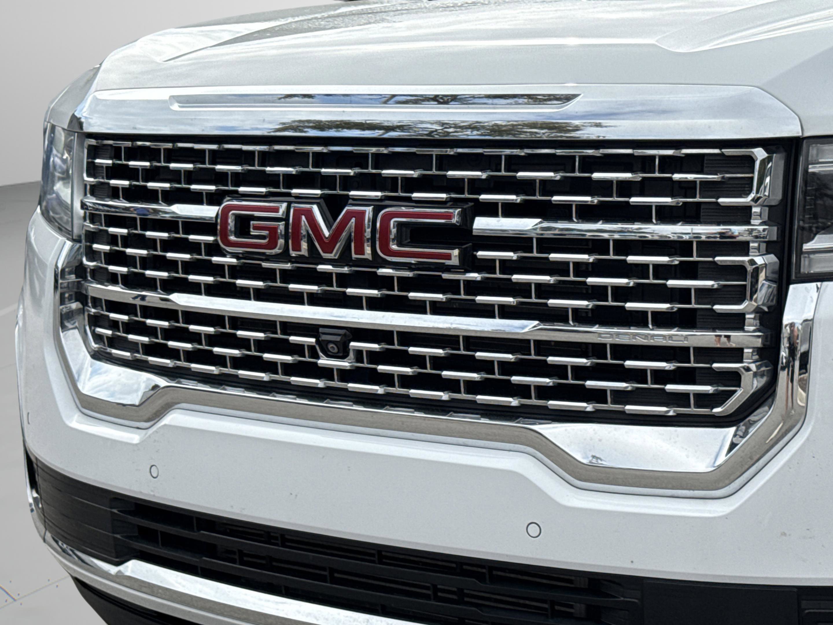 Used 2021 GMC Acadia Denali w/ Denali Technology Package image 29