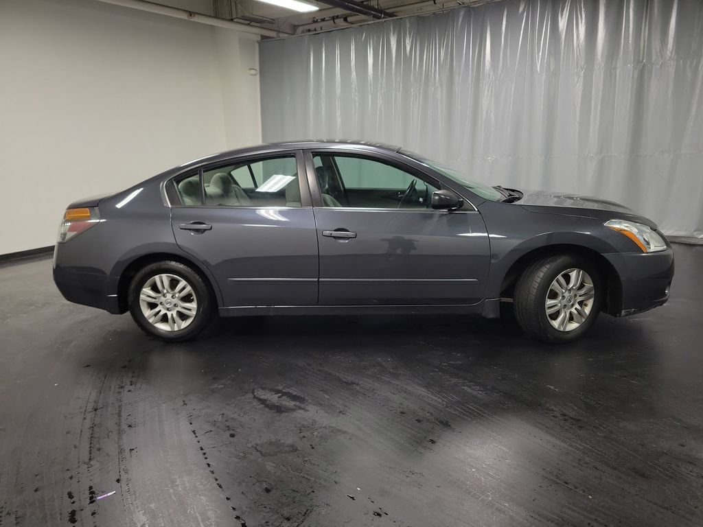 Used 2012 Nissan Altima 2.5 S w/ Convenience Pkg FWD image 10