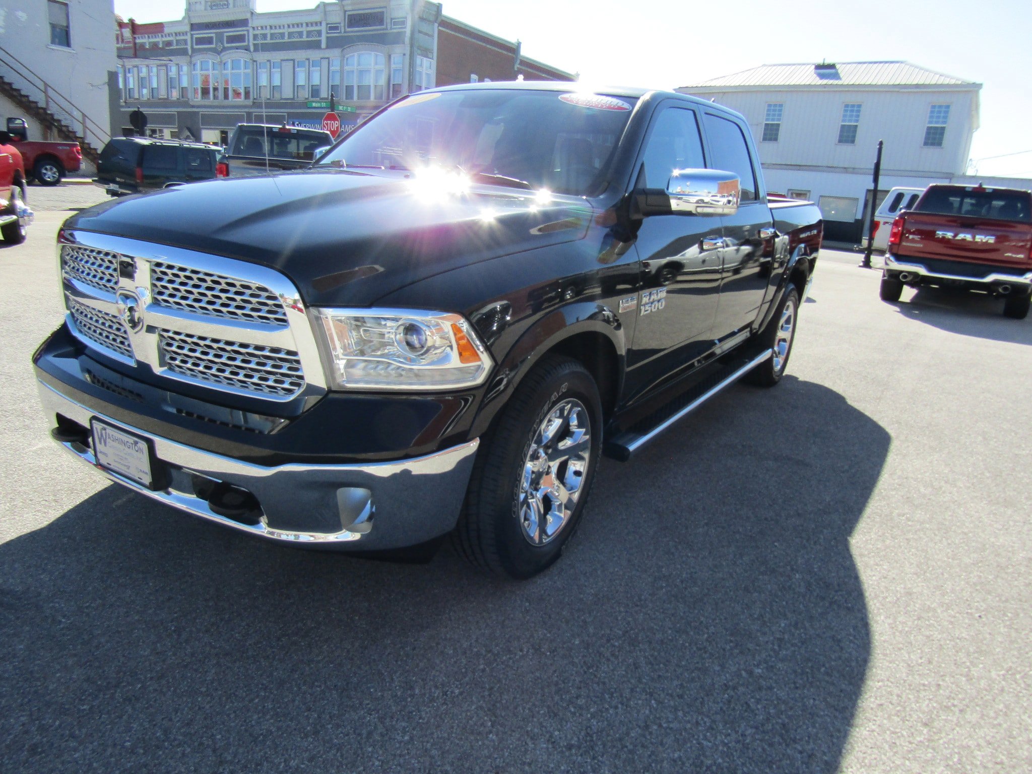 Used 2017 RAM 1500 Laramie image 7