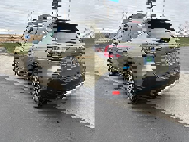 Used 2023 Subaru Outback Limited image 5